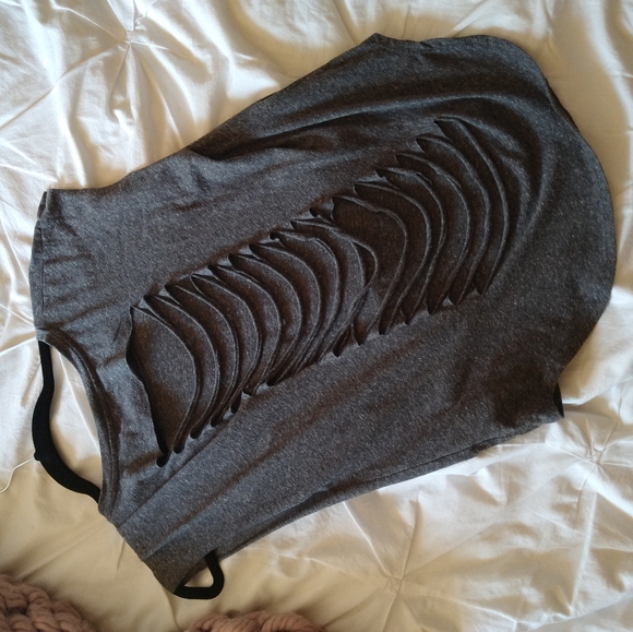 Aeropostale Graphic Tee - Picture 3 of 3